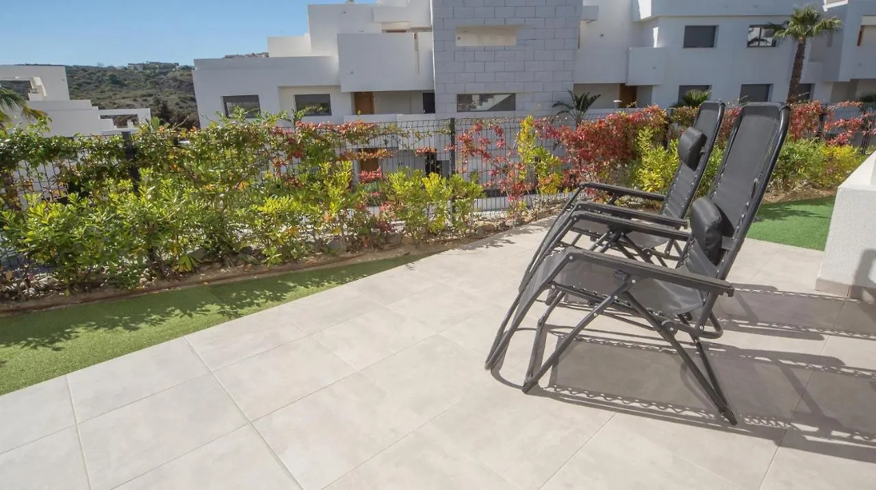 Cg7 Casares Green Apartment
